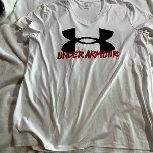 Under Armour tee bundle